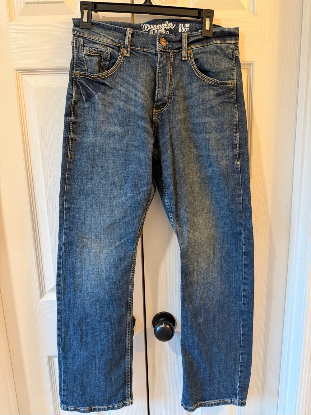 Wrangler Men’s Jeans - Medium Blue Wash size 30/30